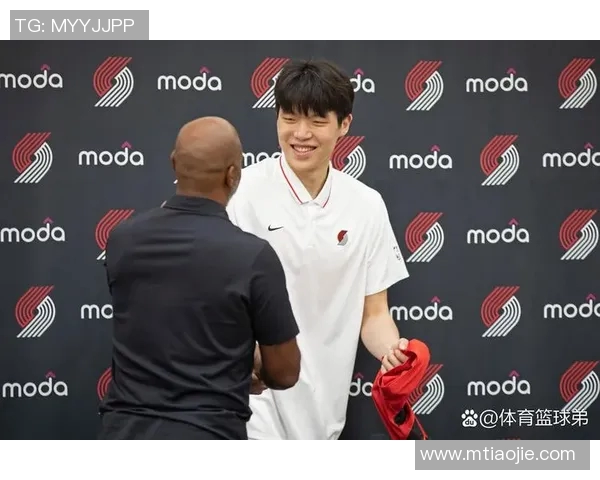 吴谦：上双塔是使用杨瀚森的新方式 这是好事 杨瀚森没获得啥机会